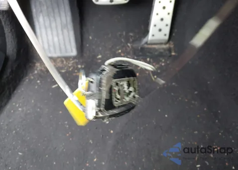 2016 Lexus Is 200T z USA, uszkodzony, nr VIN JTHBA1D22G5019961